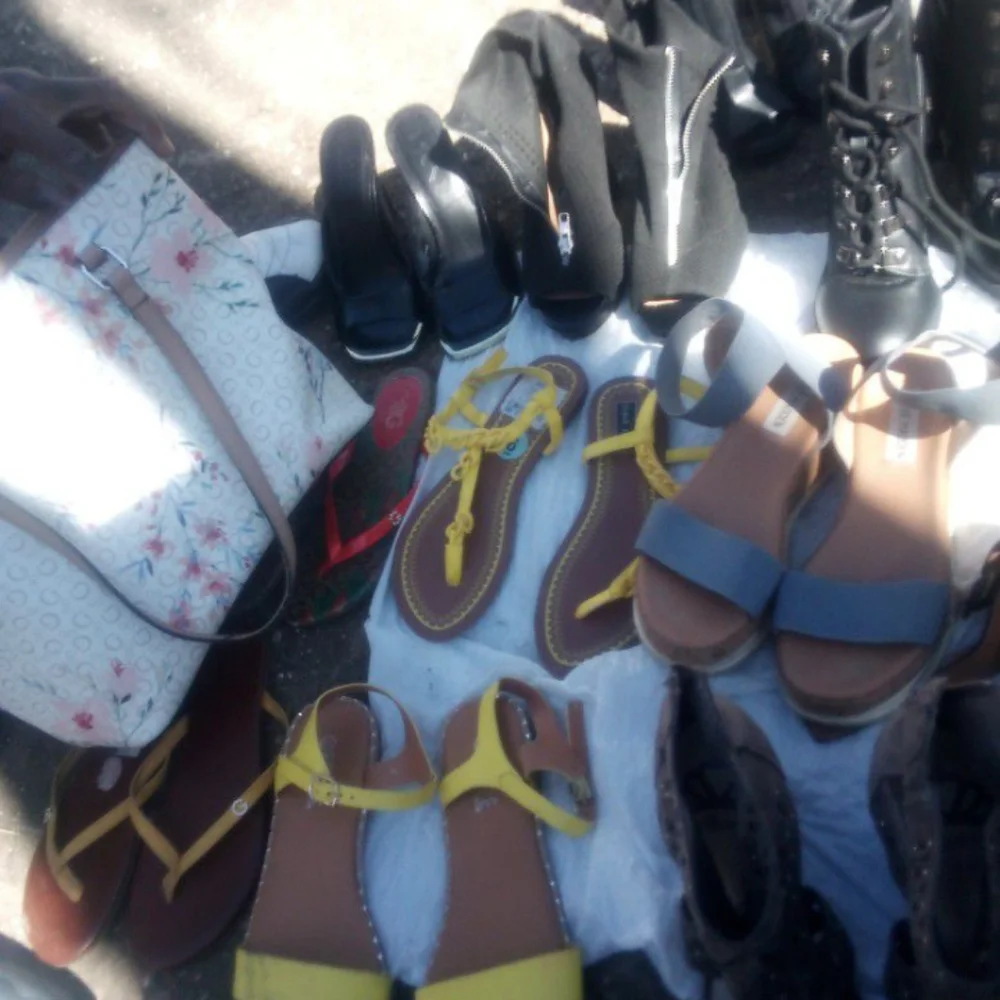 Sandals/Heels - Picture 5 of 6